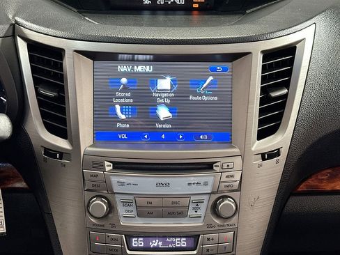 Used 2011 Subaru Outback 3.6R Limited image 15