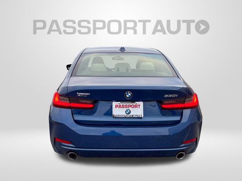 Certified 2023 BMW 330i xDrive Sedan w/ Premium Package image 5