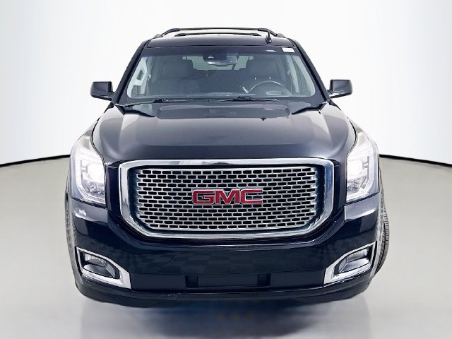 Used 2017 GMC Yukon Denali w/ Open Road Package RWD image 2