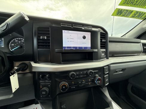 Used 2024 Ford F250 XLT w/ 360-Degree Camera Package AWD/4WD image 20