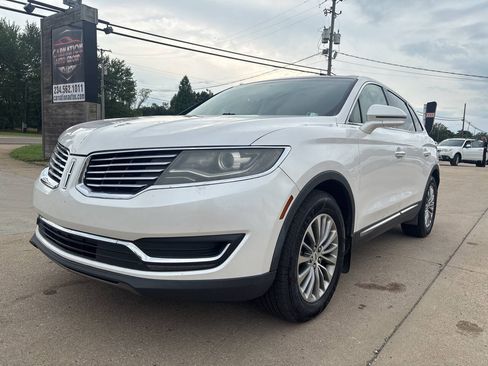 Used 2016 Lincoln MKX Select FWD image 1