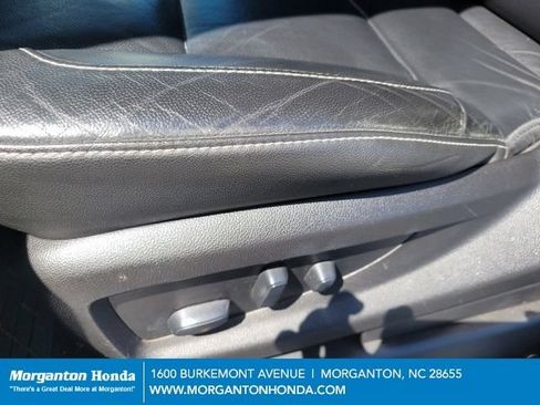 Used 2019 Chevrolet Suburban LT AWD/4WD image 8