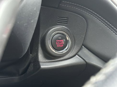 Used 2020 Subaru Outback Limited image 18