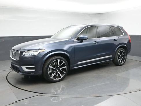 Used 2023 Volvo XC90 B6 Plus w/ Protection Package Premier AWD/4WD image 4