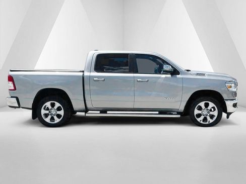 Used 2022 RAM 1500 Big Horn AWD/4WD image 9