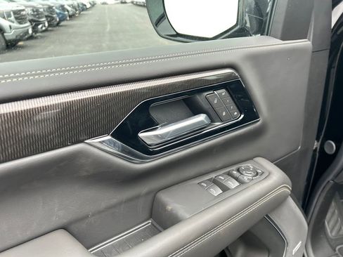 New 2026 GMC Yukon XL Elevation w/ Elevation Premium Package image 16