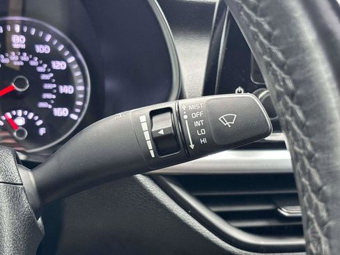 Used 2023 Kia Forte GT-Line w/ GT-Line Premium Package image 32