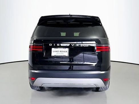 Used 2025 Land Rover Discovery S AWD/4WD image 6