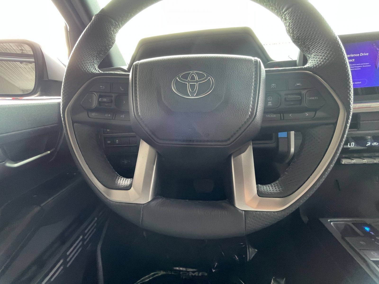 Used 2025 Toyota Tacoma TRD Off-Road AWD/4WD image 26