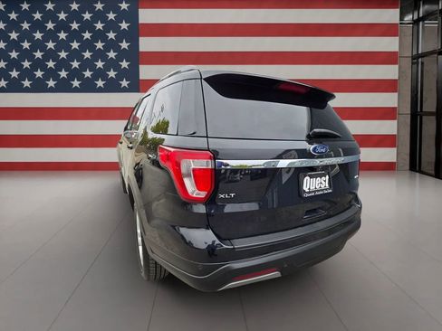 Used 2019 Ford Explorer XLT w/ Equipment Group 202A image 7