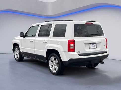 Used 2013 Jeep Patriot Latitude FWD image 6