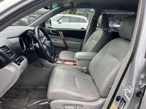 Used 2008 Toyota Highlander Limited FWD image 28