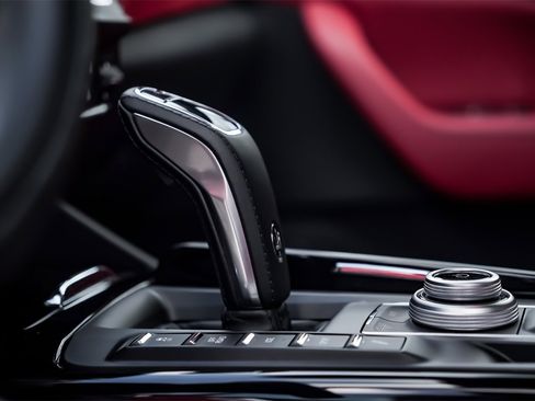 Certified 2022 Maserati Levante GT image 12