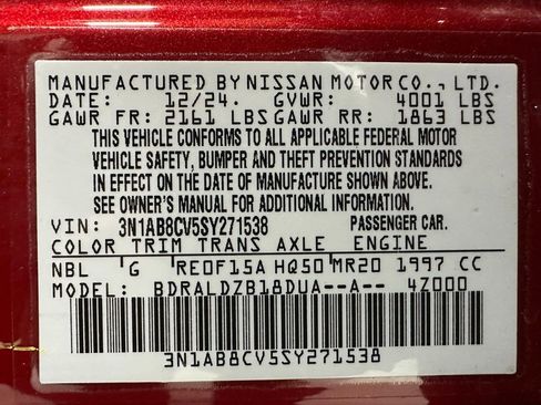 Used 2025 Nissan Sentra SV image 11