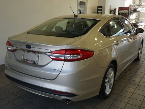 Used 2018 Ford Fusion S image 12
