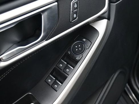 Used 2022 Ford Explorer XLT w/ Class IV Trailer Tow Package image 13