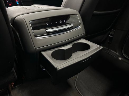 Used 2025 Cadillac Escalade V image 52