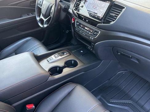 Certified 2025 Honda Ridgeline TrailSport image 13
