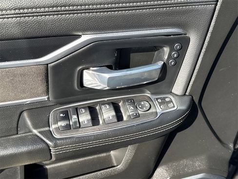 Used 2023 RAM 2500 Laramie w/ Night Edition image 27