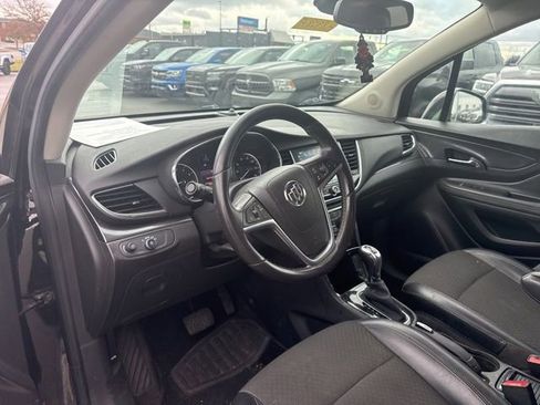 Used 2019 Buick Encore Preferred image 9