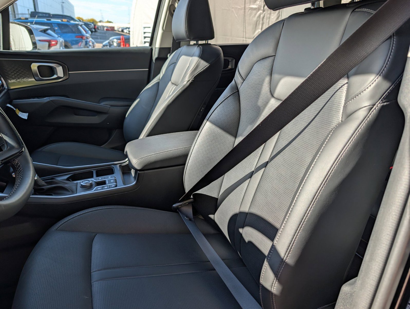 Used 2026 Kia Sorento S w/ S Panoramic Sunroof Package FWD image 26