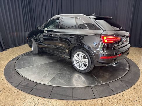 Used 2017 Audi Q3 2.0T Premium Plus w/ Premium Plus Package AWD/4WD image 4
