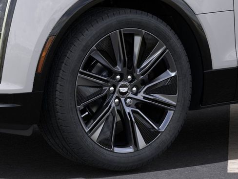 New 2025 Cadillac Lyriq Sport image 42