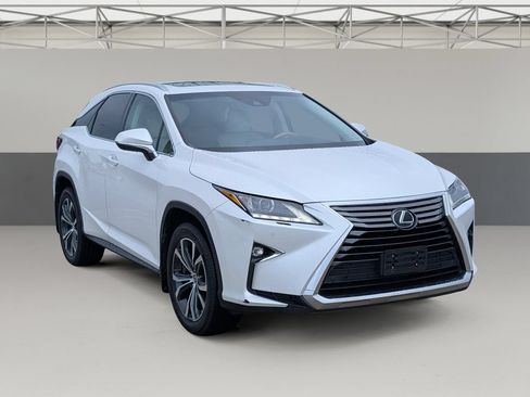 Used 2019 Lexus RX 350 AWD w/ Navigation Package image 2