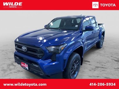 New 2025 Toyota Tacoma SR5
