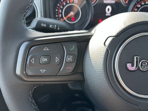 New 2026 Jeep Gladiator Sport AWD/4WD image 18