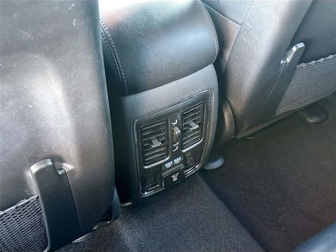 Used 2021 Jeep Grand Cherokee Limited w/ Premium Lighting Group image 29