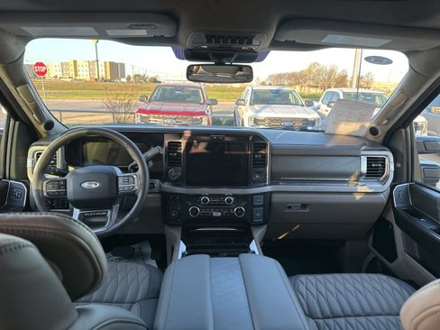 Used 2026 Ford F450 Platinum w/ Platinum Plus Package AWD/4WD image 19