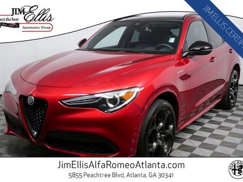 Used 2023 Alfa Romeo Stelvio Veloce image 1