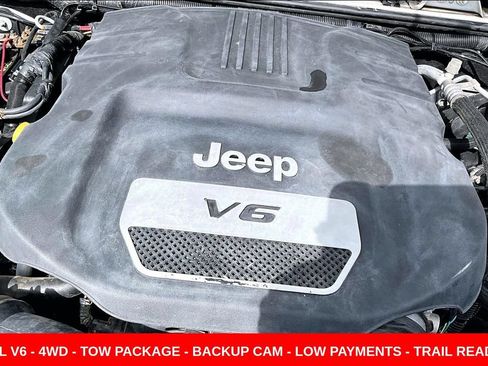Used 2017 Jeep Wrangler Unlimited Sport w/ Quick Order Package 24S AWD/4WD image 28