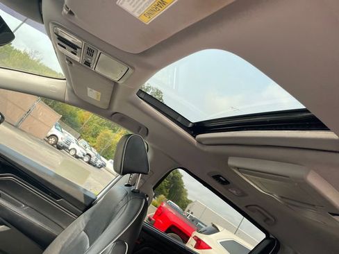 Used 2023 Honda Odyssey Elite image 44