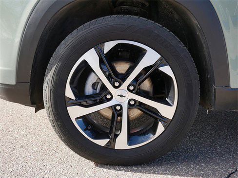 Used 2024 Chevrolet Trax RS w/ Driver Confidence Package image 9