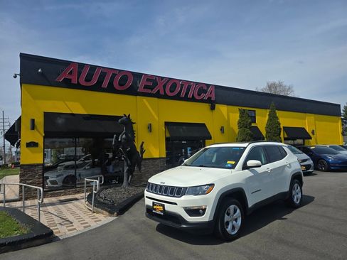 Used 2018 Jeep Compass Latitude w/ Popular Equipment Group image 1