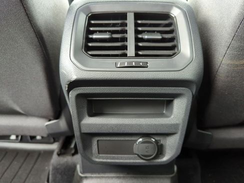 Used 2023 Volkswagen Tiguan S image 23