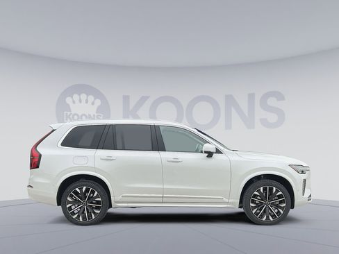 New 2026 Volvo XC90 B6 Plus w/ Protection Package image 8