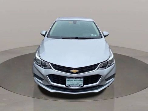Used 2016 Chevrolet Cruze LS FWD image 9