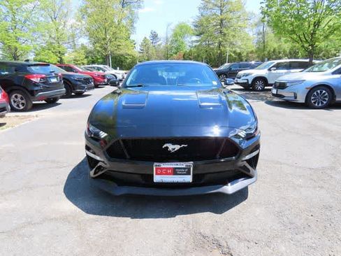 Used 2018 Ford Mustang GT Premium w/ GT Performance Package RWD image 6