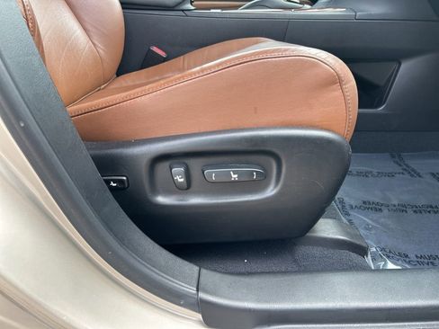 Used 2015 Lexus RX 450h AWD image 35