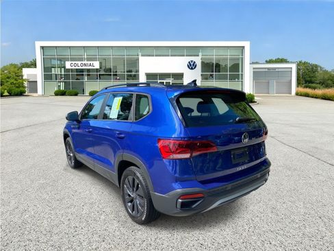 Used 2022 Volkswagen Taos S AWD/4WD image 3