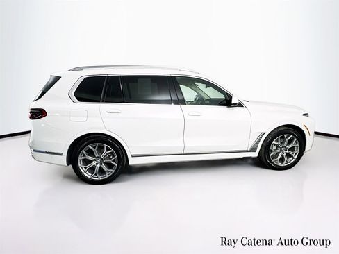 Used 2026 BMW X7 xDrive40i image 8