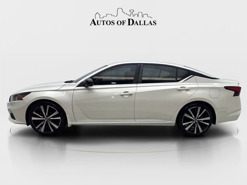 Used 2022 Nissan Altima 2.0 SR FWD image 5
