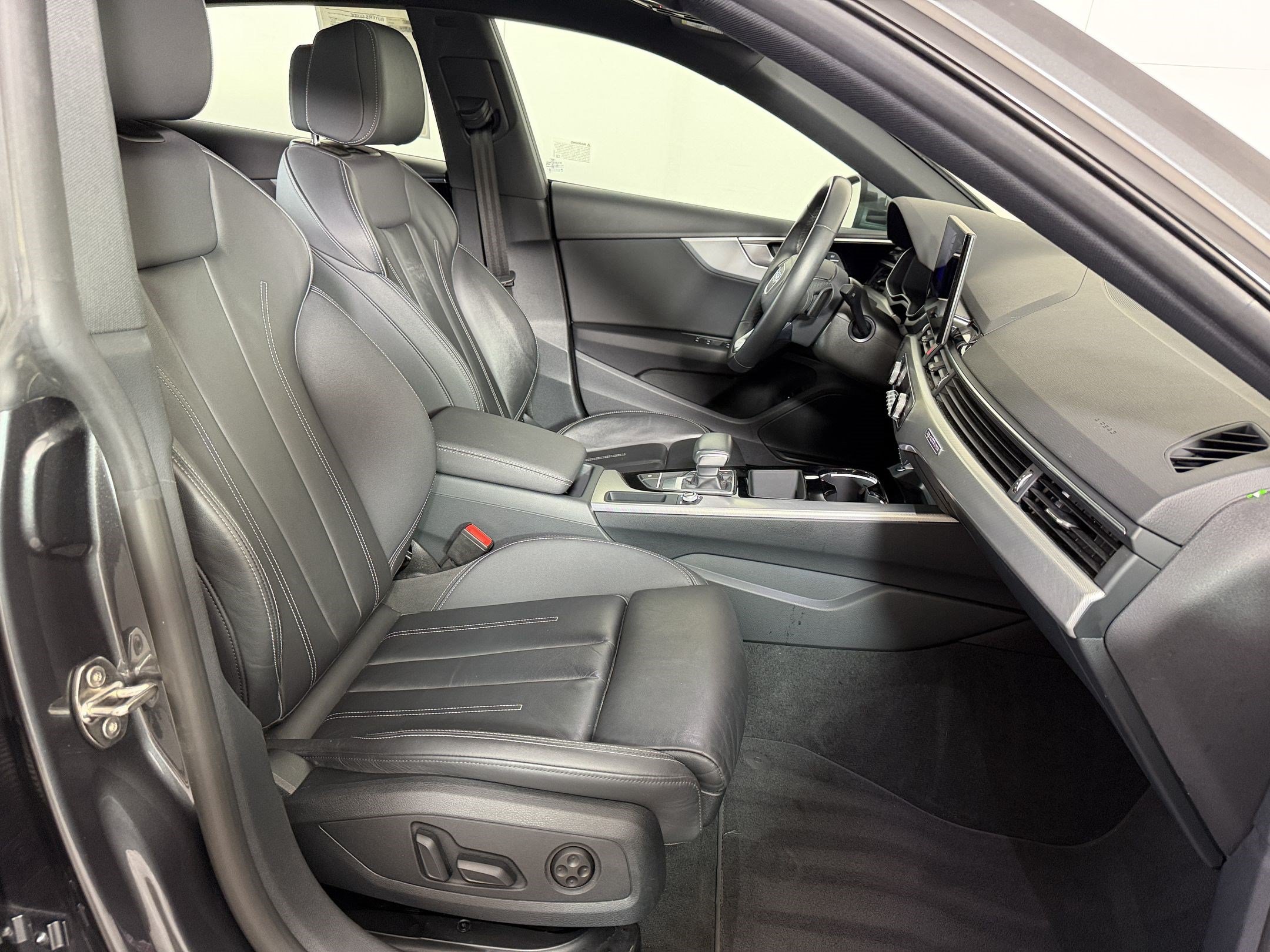Used 2025 Audi A5 2.0T Premium AWD/4WD image 23