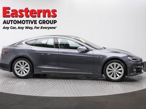 Used 2018 Tesla Model S 75D image 4
