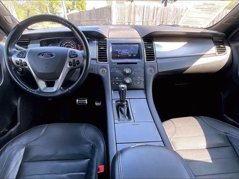 Used 2013 Ford Taurus SHO image 16