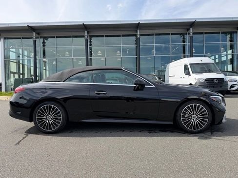 Used 2025 Mercedes-Benz CLE 300 4MATIC Cabriolet image 8