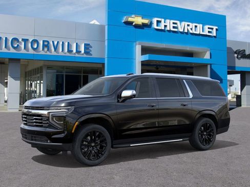 New 2025 Chevrolet Suburban Premier image 2